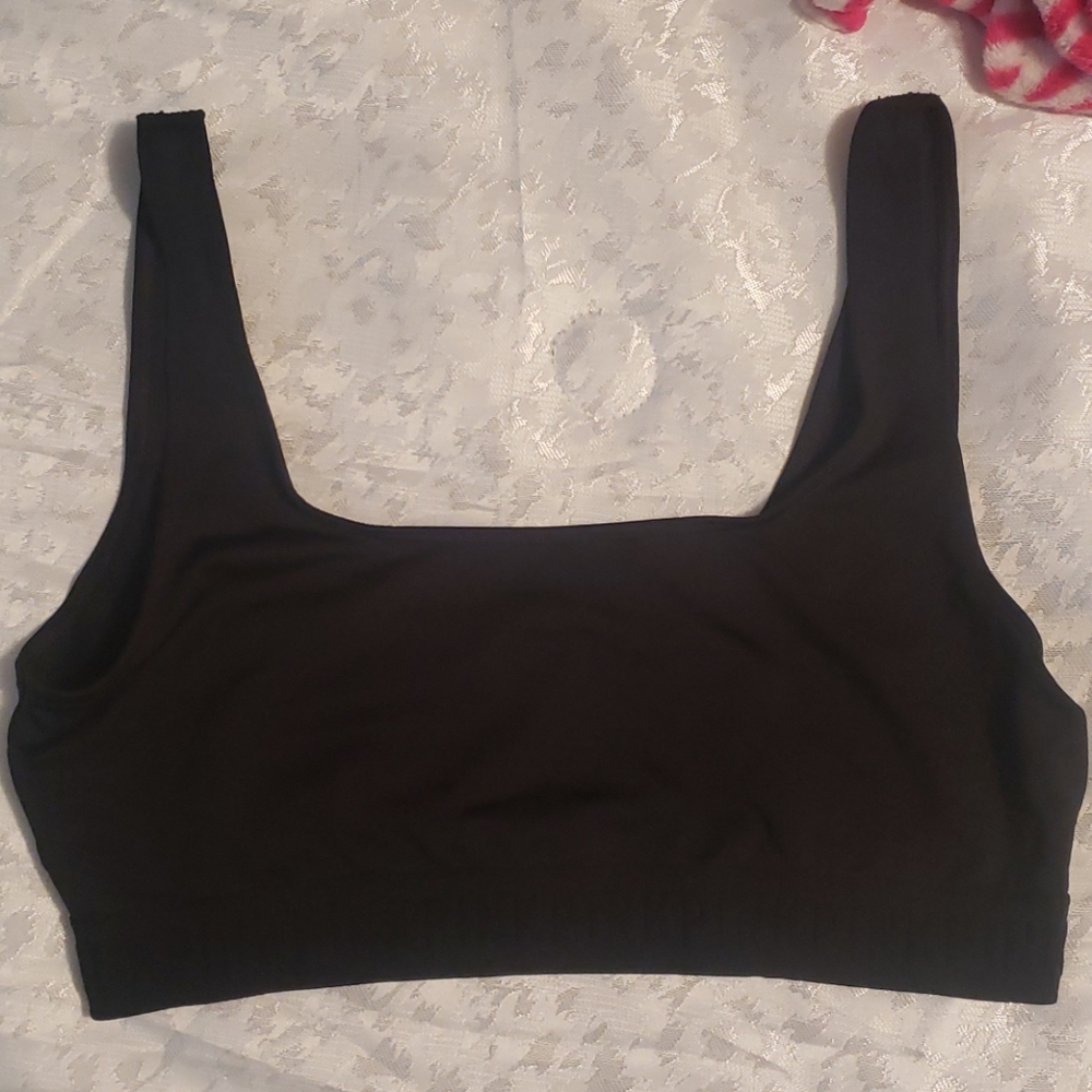 Victoria Secret sports bra